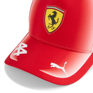Gorra Scuderia Ferrari Lewis Hamilton 2026