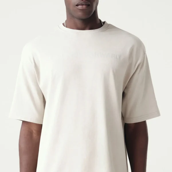 Camiseta Oversized New Era McLaren Speedmark Beige