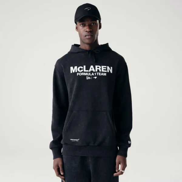 Hoodie Oversized New Era McLaren WRDMRK Logo Negro - Imagen 8